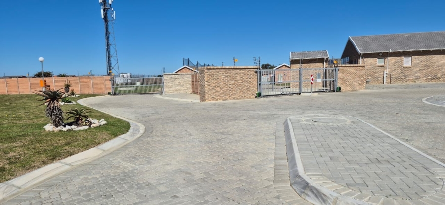 2 Bedroom Property for Sale in Fairview Industrial Eastern Cape